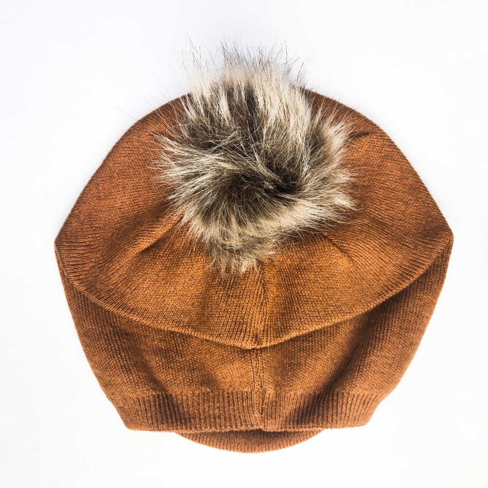 NWT Virginia Wolf Indie Knit Hat, Tumeric